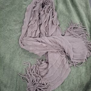 Chic Mauve Knit Scarf